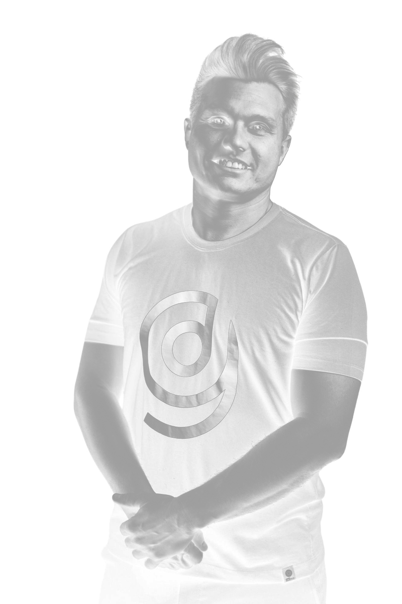 Prof. Me Heitor Cosenza – Especialista em Implantodontia